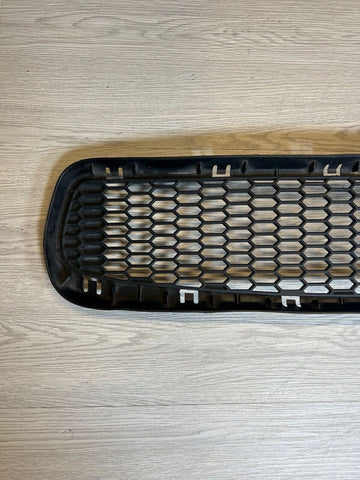 08-13 BMW E90 E92 E93 M3 FRONT BUMPER LOWER CENTER GRILLE OEM 51117900764