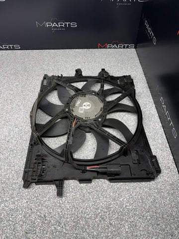 15-20 OEM BMW F80 F82 F83 M3 M4 Electric Radiator Cooling Fan w/Shroud *Crack