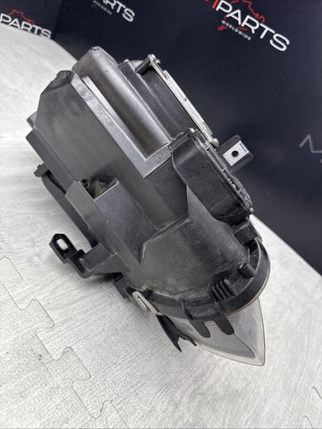 BMW 07-10 E92 E93 328i 335i 08-13 E90 E92 E93 M3 Right Headlight 63117182517 OEM