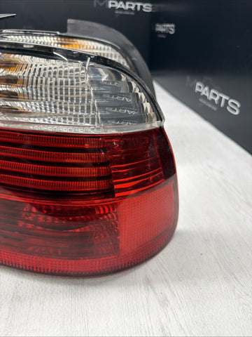 OEM BMW E39 Tail Lights Pair 1997-2003 528i 530i 540i M5 Left Right Hella