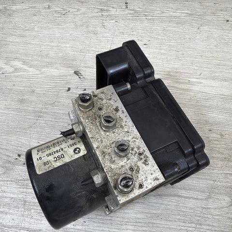 BMW E93 ABS Brake Pump Module 3452 6784766-01