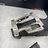 BMW E46 M3 OEM (2001-2006) BRAKE AIR INLET DUCTS + BRACKETS PAIR *NO BROKEN TABS