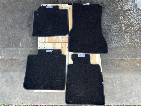 Black Floor Mats BMW 7 Series i7 G70 OEM Genuine 9504390 106480-11