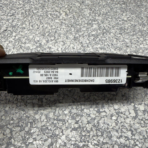 2025 Porsche Cayman GT4 RS Overhead Console / Dome Lights #5316 L2 OEM