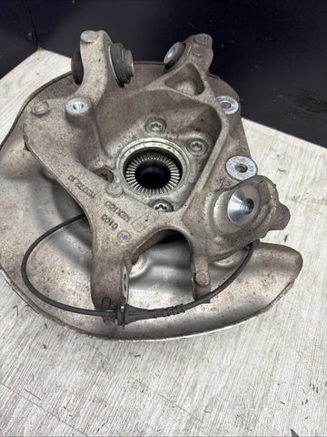 BMW X3 M F97 20-24 Rear Right Side Spindle Knuckle Bearning Hub