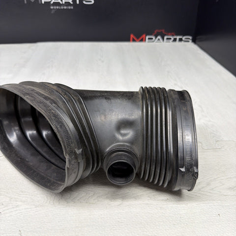 2008-2013 BMW M3 E90 E92 Intake Hose / Air Intake Boot OEM 783828602 / 7838286
