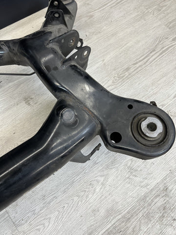BMW E90 E92 E93 M3 08-13 REAR AXLE CARRIER SUB FRAME CROSSMEMBER CRADLE