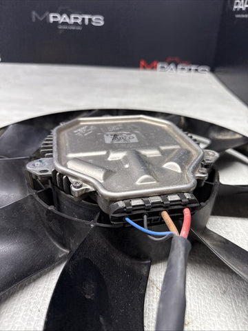 19-25 Lamborghini Urus Audi Rsq8 Porsche Cayenne Radiator Electric Fan Right