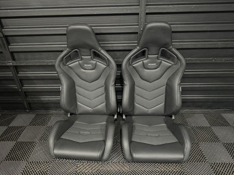 Recaro Black Leather with Carbon Weave Sub Belt Hole Sportster GT Seats