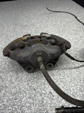 BMW 15-20 F80 F82 F83 M3 M4 Rear Brake Calipers OEM Blue