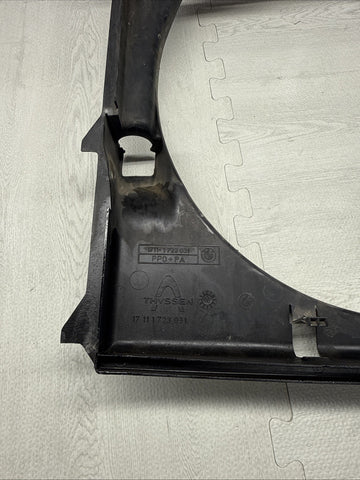 94-99 BMW E36 325 328 M3 ENGINE RADIATOR COOLING FAN MOTOR SHROUD OEM