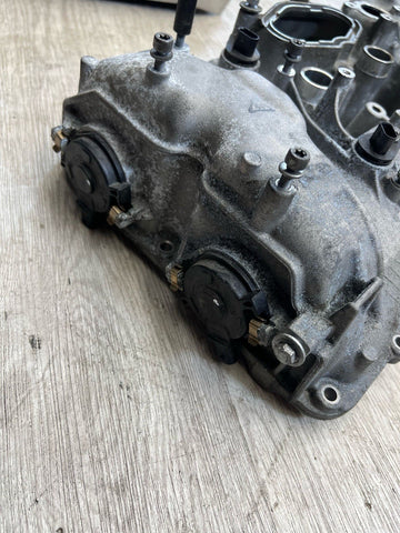 9845961 Cylinder Head Valve Covers OEM BMW X6 M F96 XM G09 S68