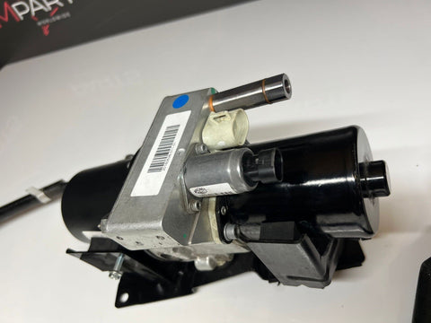 15-19 Ferrari 488 Spider Hardtop Top Hydraulic Pump