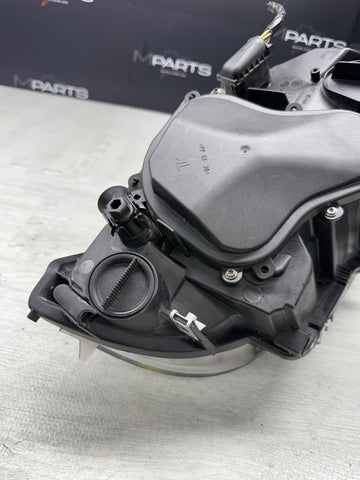 08-13 BMW E90 E92 E93 M3 Bi-Xenon Adaptive OEM Driver Left Headlight Assembly