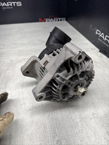 95-99 BMW M3 E36 Alternator 80 Amp OEM Valeo