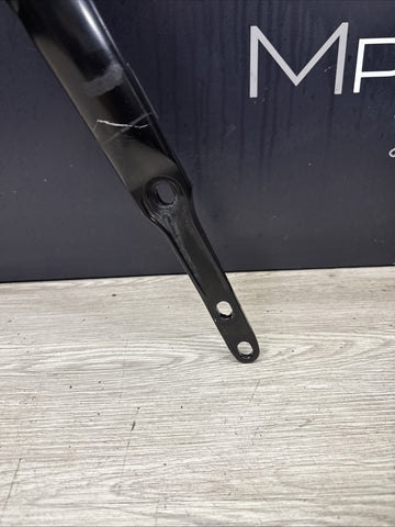 15-20 BMW F80 F82 F83 M3 M4 Carbon Fiber Strut Braces Bar OEM *Broken Tab / Bent