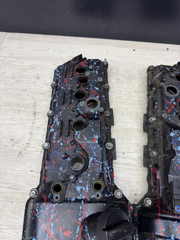 08-13 BMW E90 E92 E93 M3 S65 V8 Valve Covers Pair Paint Splatter 7838268 7838267