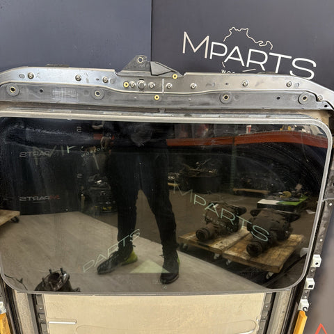 (PICKUP ONLY) BMW 01-06 E46 325 330 M3 Coupe Sunroof Cassette