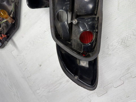 98-02 BMW Z3 M Z3M Convertible Roadster Right Passenger Rear Tail Light OEM