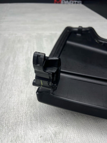 15-20 BMW F80 F82 F83 M3 M4 Center Console Armrest Arm Rest Top Black