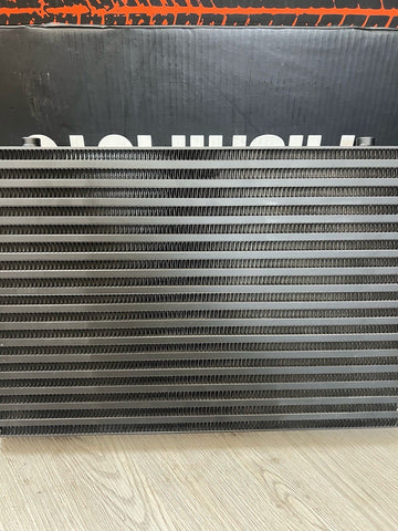 Mishimoto Universal Intercooler M-Line, Black