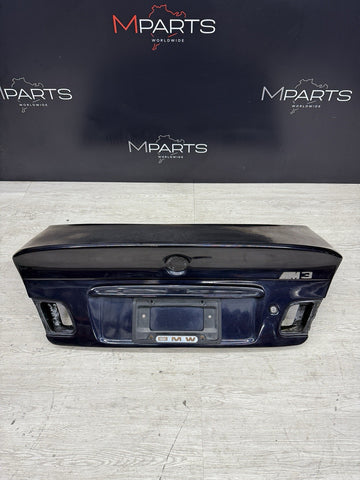 (PICKUP ONLY) CARBON FIBER / PAINTED TRUNK LID BMW 01-06 E46 M3 COUPE CSL STYLE