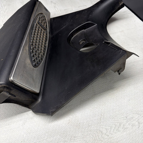01-06 BMW E46 M3 BLACK DEAD PEDAL KICK PANEL COVER 7902400