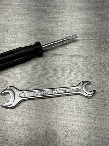 08-13 BMW E90 E92 E93 M3 Emergency Trunk Tool Tools Kit Set OEM HEYCO