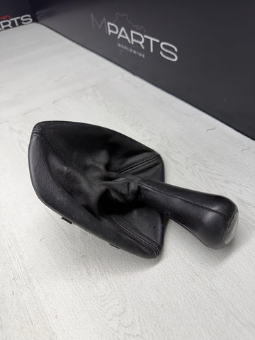 BMW E90 E92 E93 M3 LEATHER SHIFT KNOB BOOT 6 SPEED 25112283040 2283040 OEM