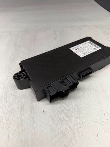 08-13 BMW E90 E92 E93 335i Computer Control CAS Module Unit OEM 9237046