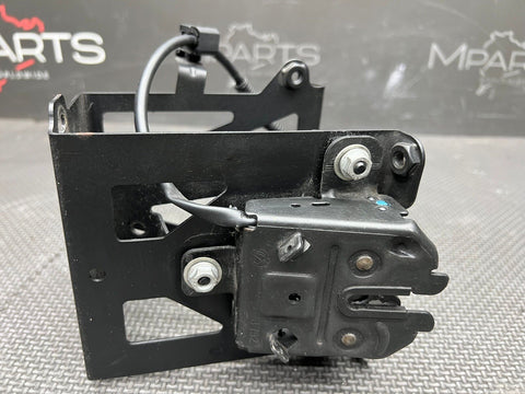 Ferrari 458 Italia, Rear Engine Hood Latch Lever Actuator