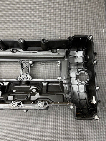 15-20 OEM BMW F80 F82 F83 F87 M2 M3 M4 S55 Engine Cylinder Head Valve Cover