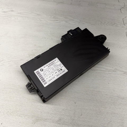 06-11 BMW E90 E92 325i 328i 335i CAS Comfort Access Module Unit OEM 6943835