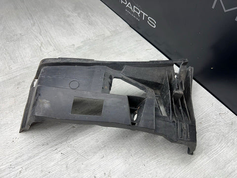 01-06 BMW E46 M3 RIGHT PASSENGER FRONT BUMPER COVER GUARD BRACKET 2695248