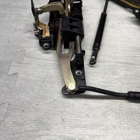 01-06 BMW E46 325 330 M3 - Convertible Top Latches Motors  - 7031361 7031362 OEM