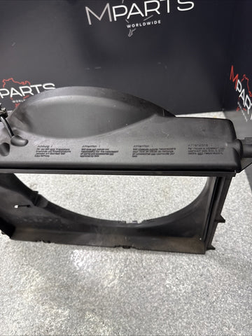 BMW E39 525i 528i 530i M5 Radiator Cooling Fan Plastic Shroud 17101438457 OEM
