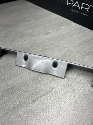 BMW E36 M3 COUPE TRUNK LID GRIP 51248413387 8413387 ORIGINAL ARCTIC SILVER