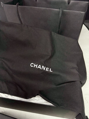 CHANEL 25 Small Black Purse Bag Box