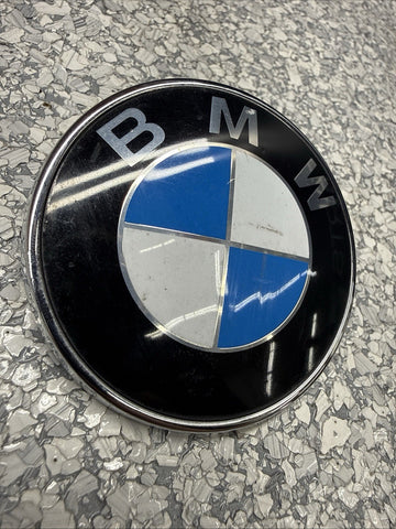08-13 BMW E93 328i 335 M3 Rear Trunk BMW Logo Emblem