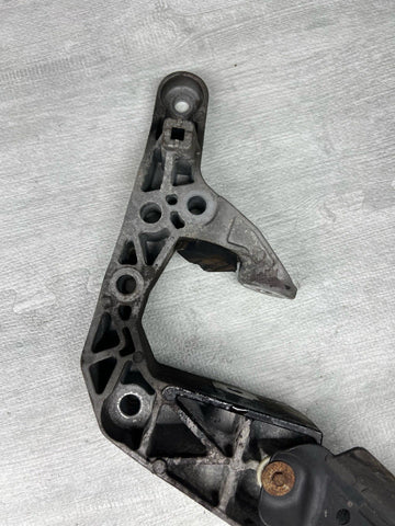 BMW G30 G01 G02 G11 G12 F90 F93 G07 M5 M8 TRANSMISSION CROSSMEMBER MOUNT BRACKET