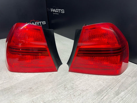 08-10 BMW E90 325 328 330 M3 PRE LCI Tail Lights Lamps OEM