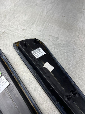 01-06 BMW E46 M3 Convertible Door Arm Rest Armrest Pads Black *2 Broken Tabs