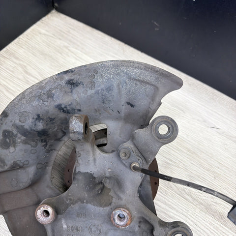 BMW E36 M3 S52 RIGHT PASSENGER FRONT SPINDLE HUB ASSEMBLY 31212227908