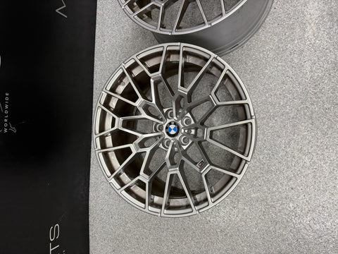 BMW M3 M4 CS CSL G80 G82 19/20 Staggered OEM Hyper Silver 827M