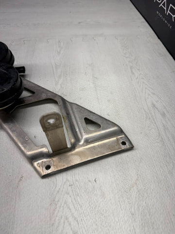 08-13 BMW E90 E92 E93 M3 High Low Tone Horn Signal Set with Bracket OEM *Crack*