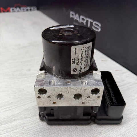 2008–2013 BMW M3 E90/E92/E93 ABS/DSC Pump Control Unit Module OEM 7846816