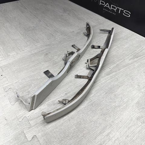 BMW E46 M3 01-06 FRONT RIGHT LEFT HEADLIGHT MOLDING PAIR ALPINE WHITE *Notes*