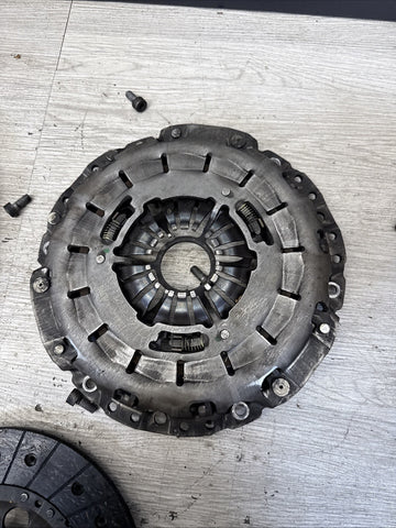 01-06 BMW E46 M3 FLYWHEEL CLUTCH PRESSURE PLATE KIT OEM LUK 8.7MM THICKNESS