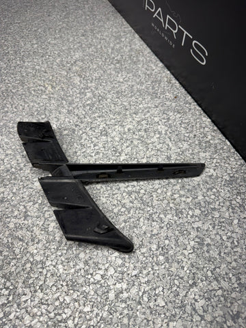 15-20 BMW F82 F83 M4 Right Passenger Side Fender Wing Trim Molding Black OEM