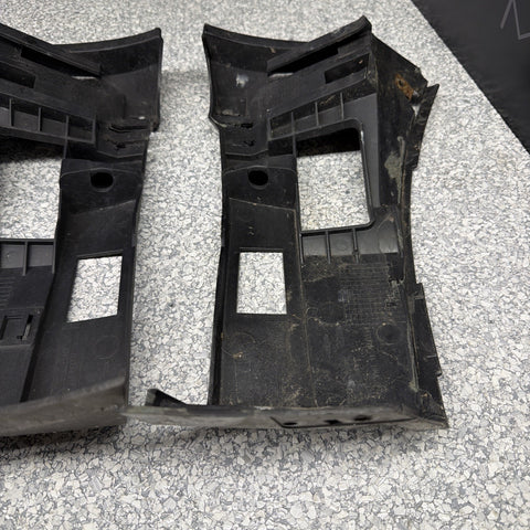 01-06 BMW E46 M3 FRONT BUMPER COVER GUARDS BRACKETS 2695247